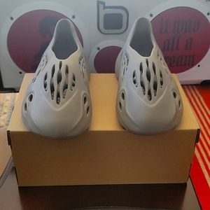 Yeezy Foam Runner 'Stone Sage'